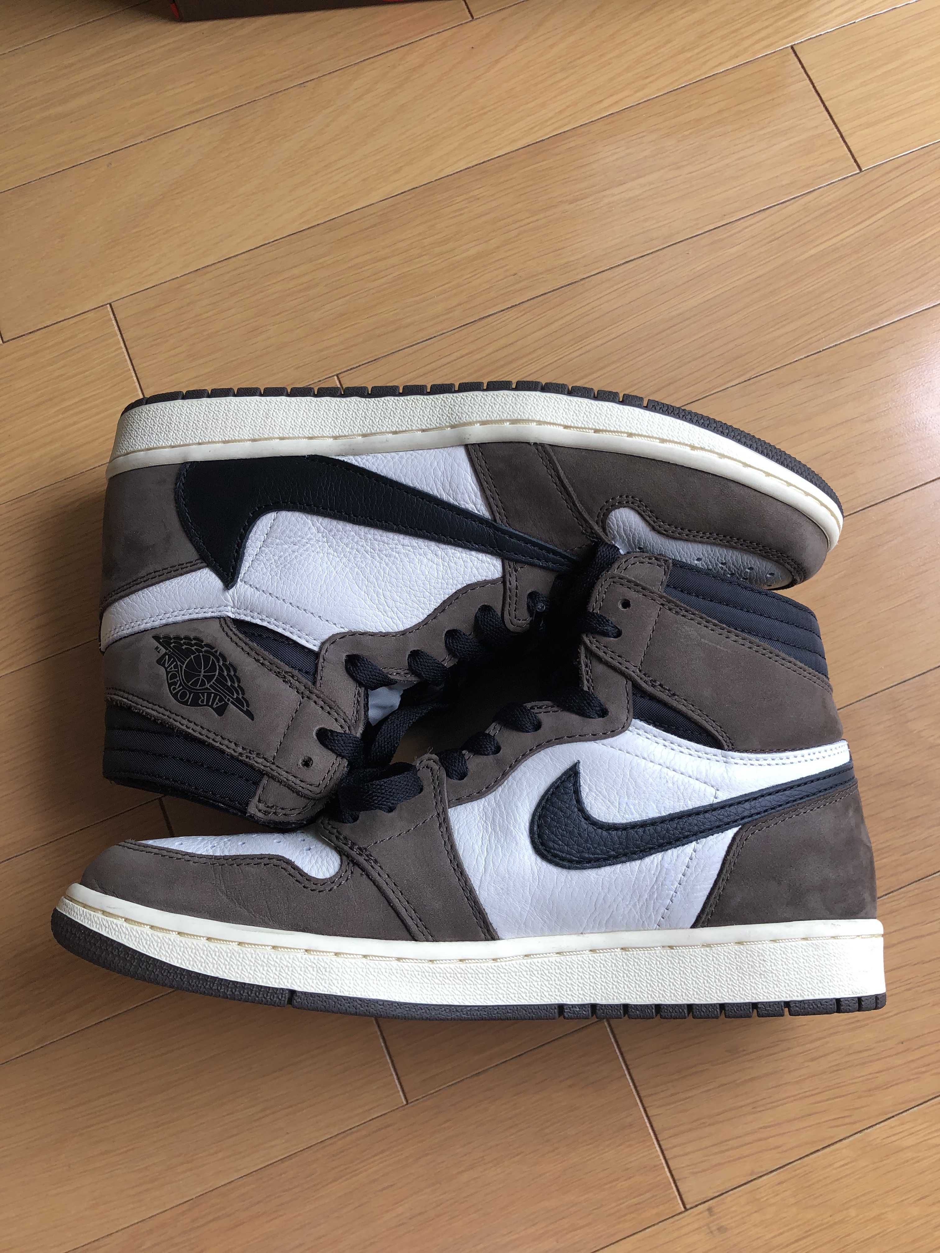 Travis Scott × Nike Air Jordan 1 Retro High OG TS SP "Sail/Dark Mocha"