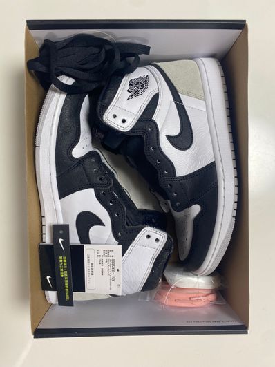 Nike Air Jordan 1 High OG "Bleached Coral"