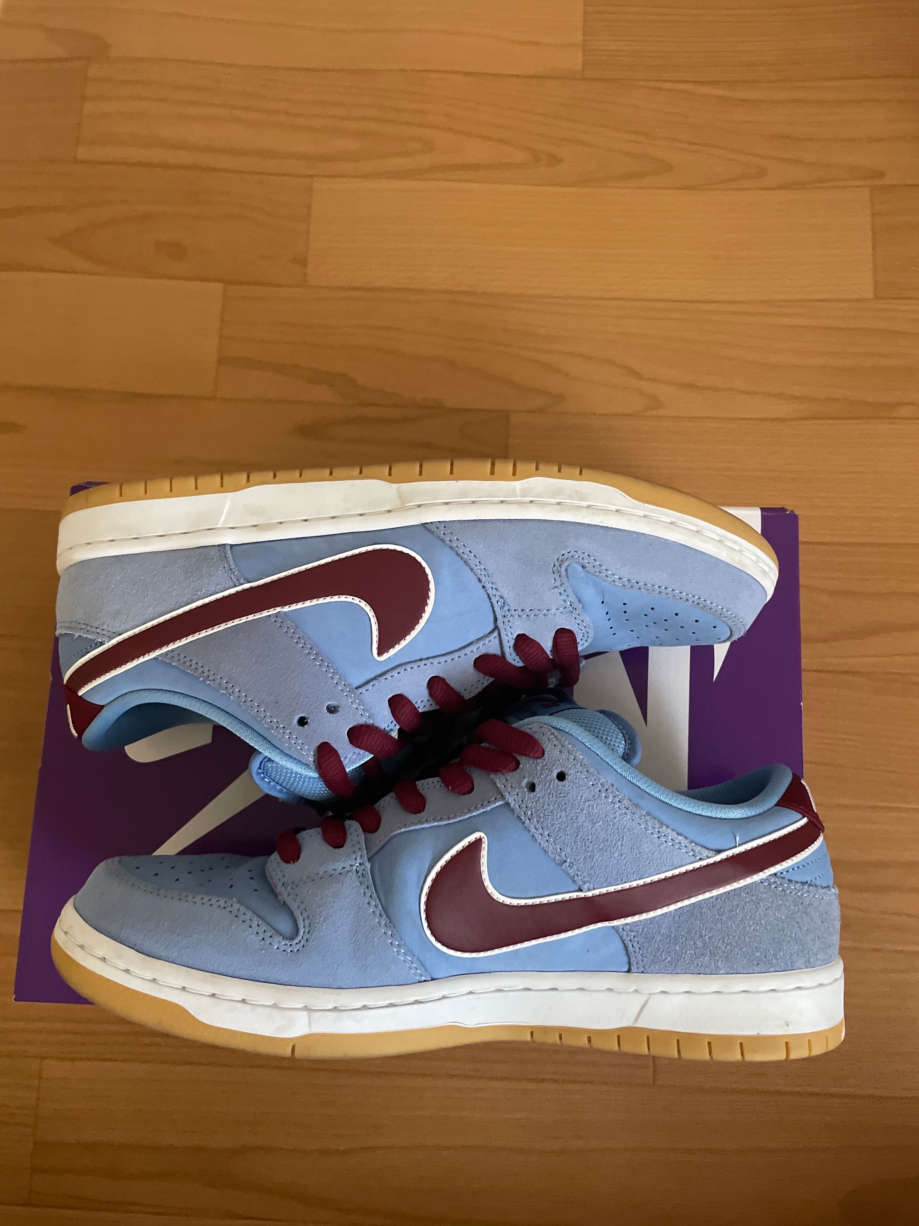 Nike SB Dunk Low Pro "Philadelphia Phillies/Valor Blue and Team Maroon"