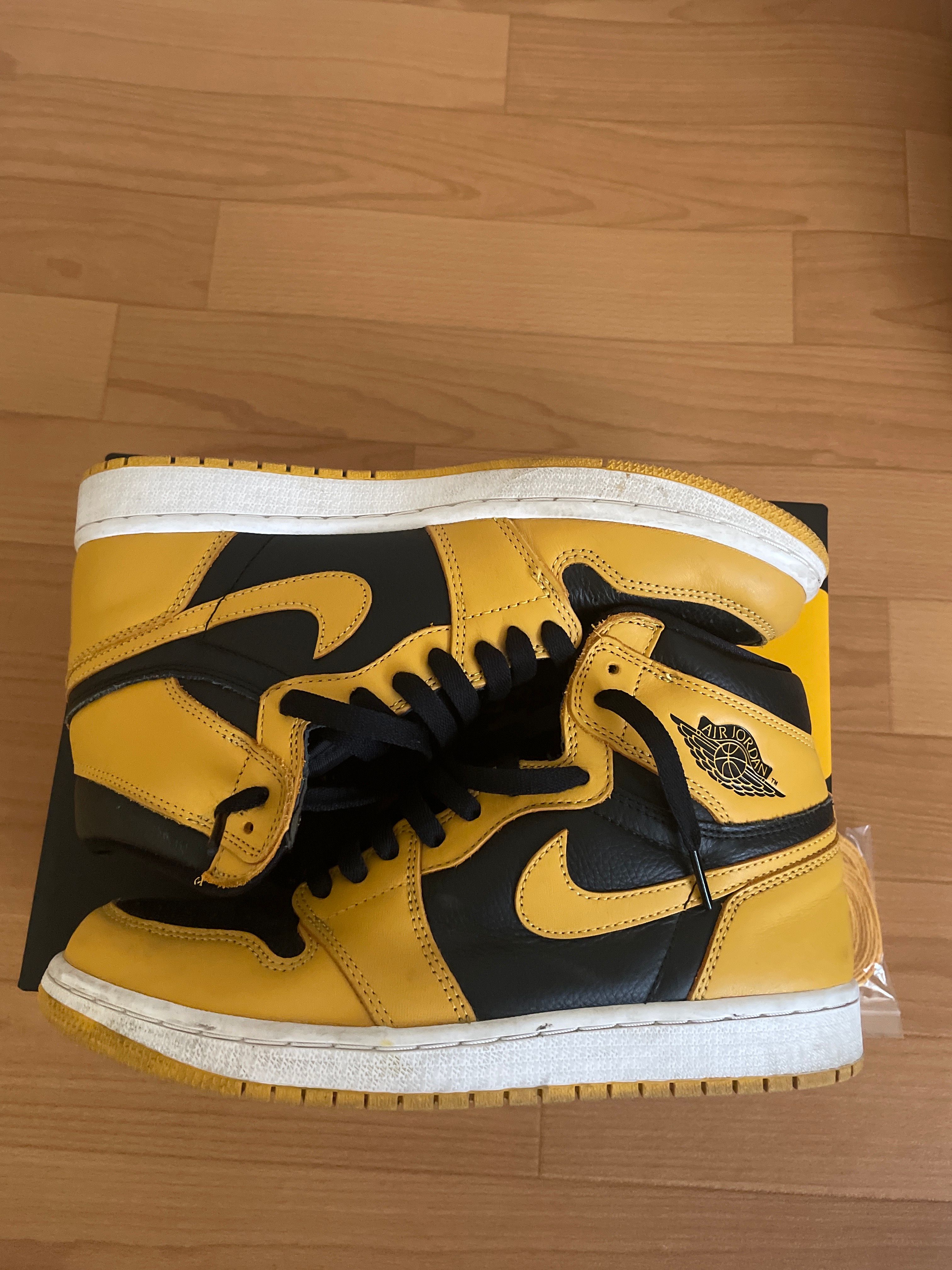 Nike Air Jordan 1 High OG "Pollen"