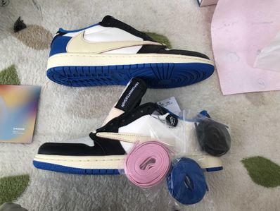 Travis Scott × fragment design × Nike Air Jordan 1 Low OG SP "Military Blue"