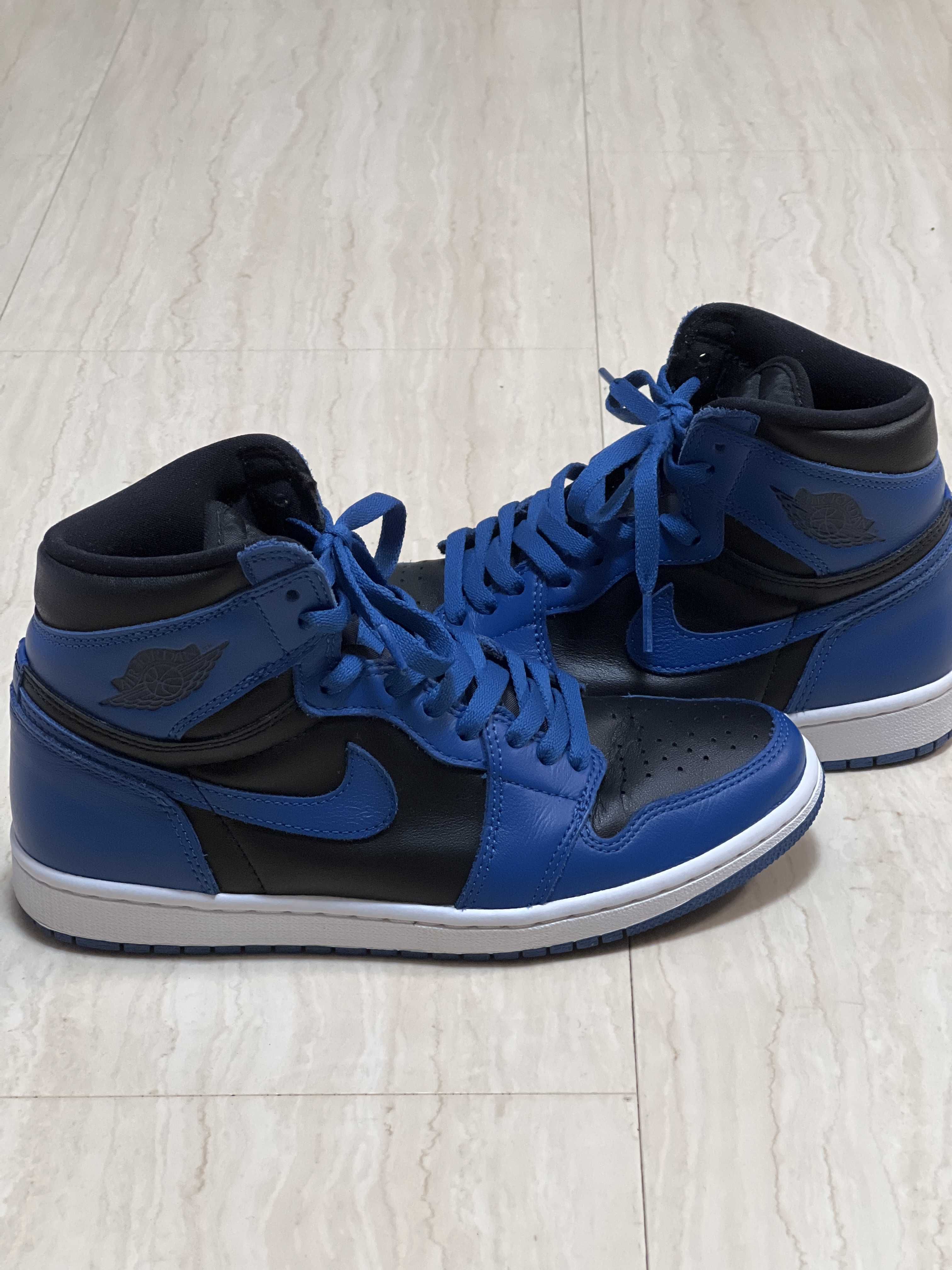 Nike Air Jordan 1 Retro High OG "Dark Marina Blue"