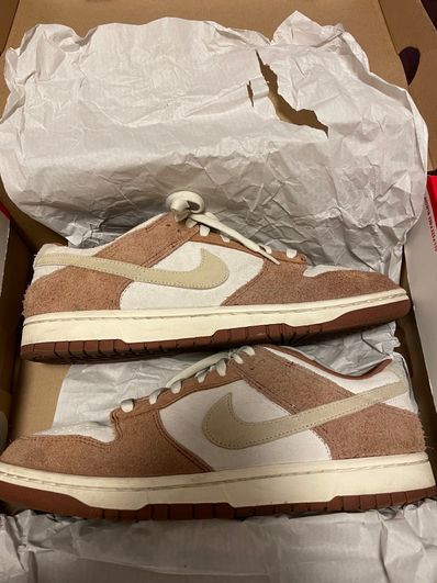 Nike Dunk Low PRM "Medium Curry"