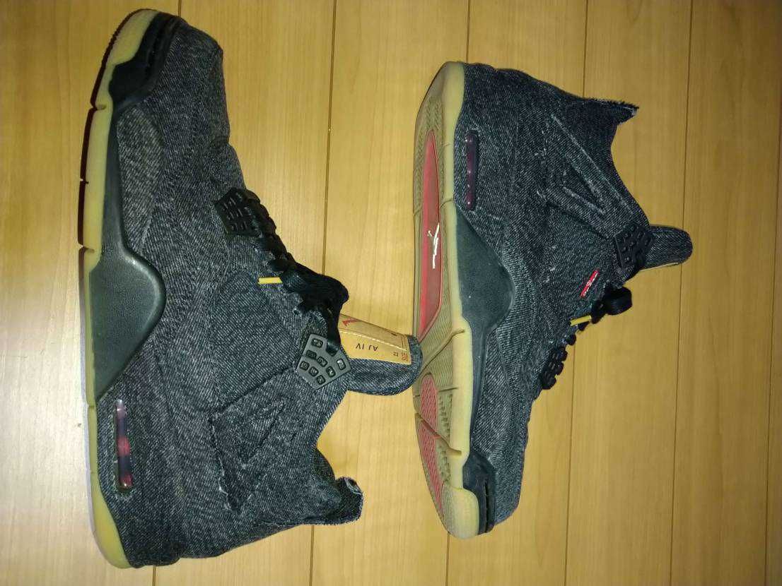 Nike × Levi's Air Jordan 4 "Black Denim" (Tag: LEVIS®)