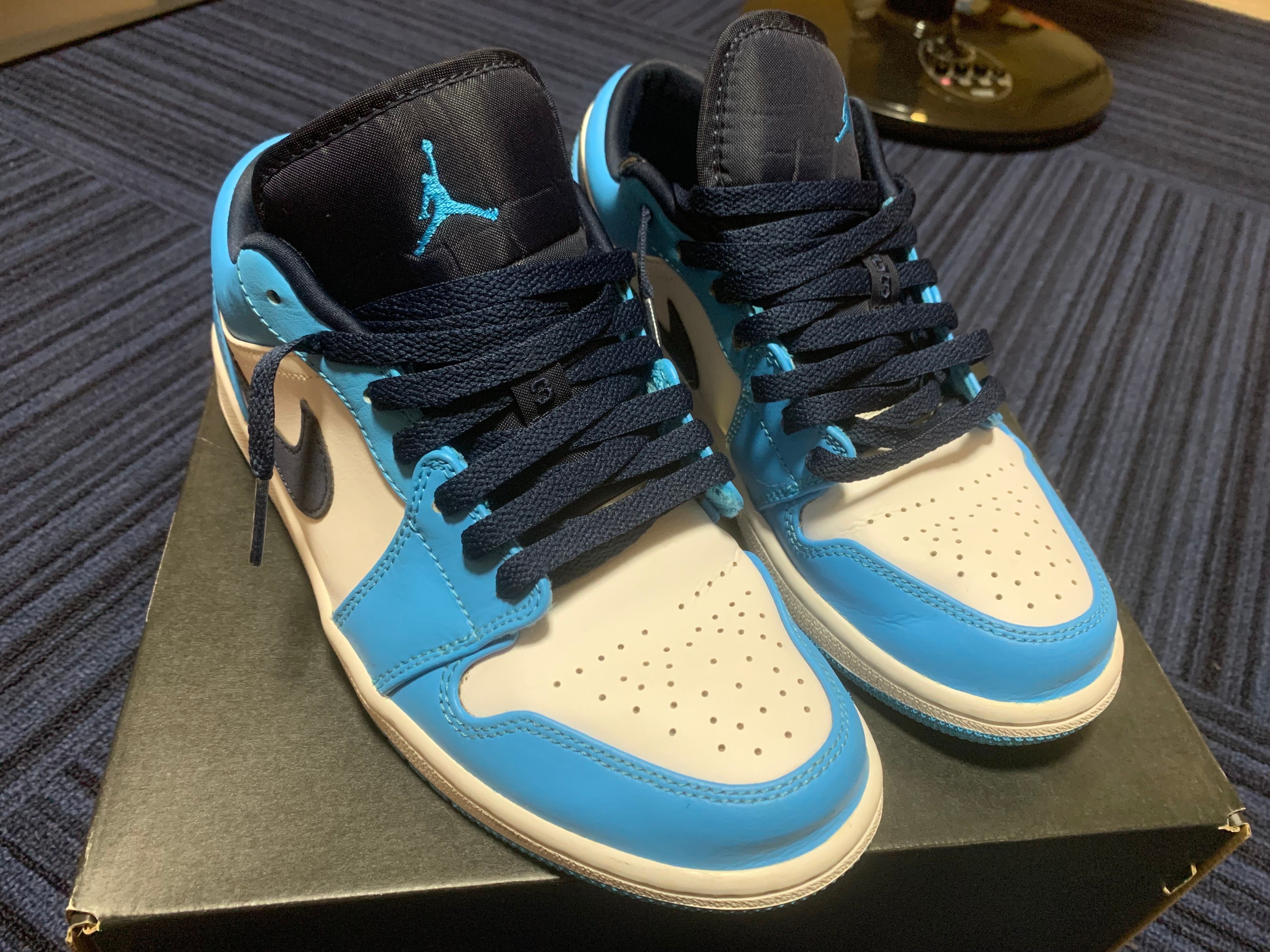 Nike Air Jordan 1 Low "University Blue"