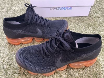 NIKE AIR VAPORMAX "ANTHRACITE/RUSH ORANGE"
