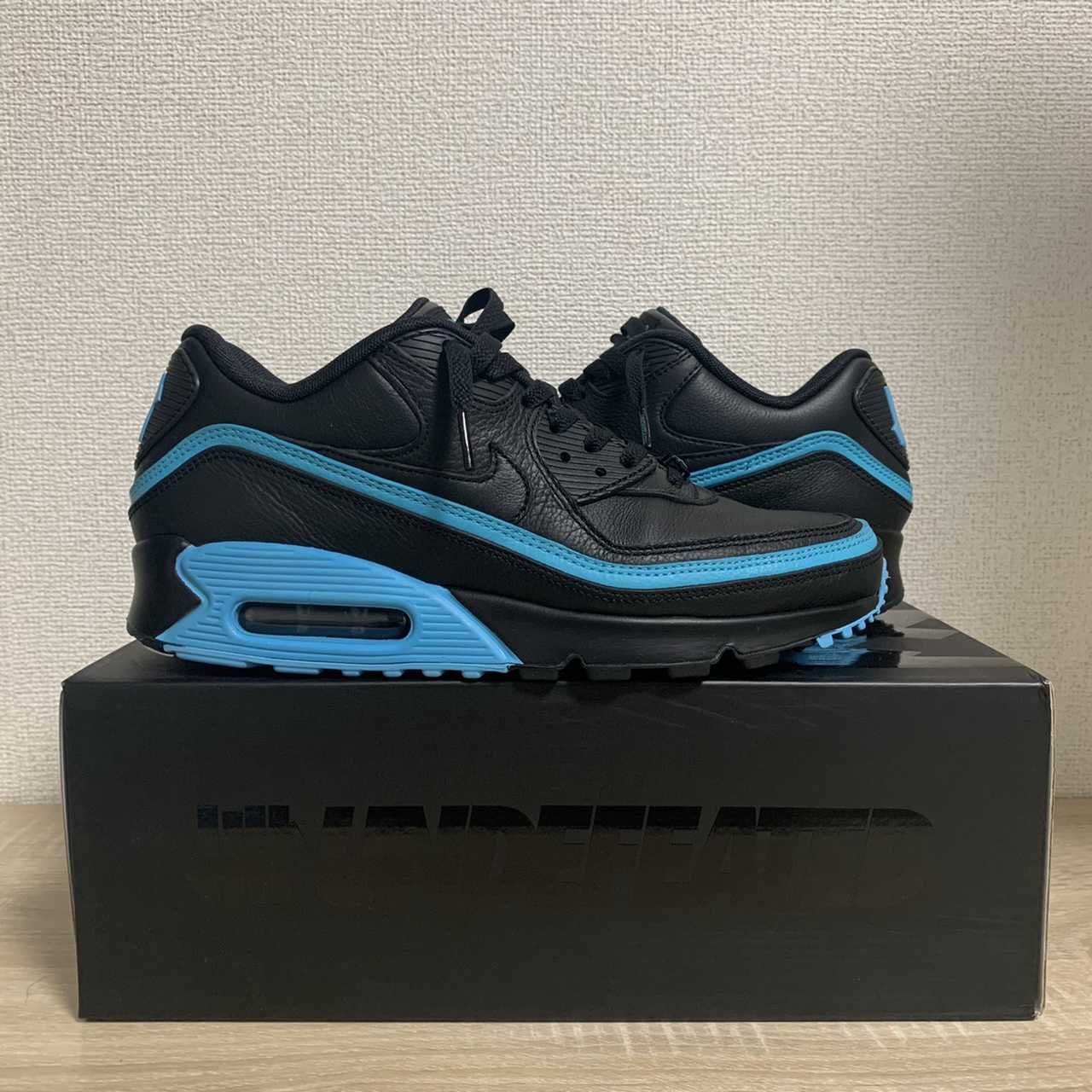 UNDEFEATED × Nike Air Max 90 "Black/Blue"