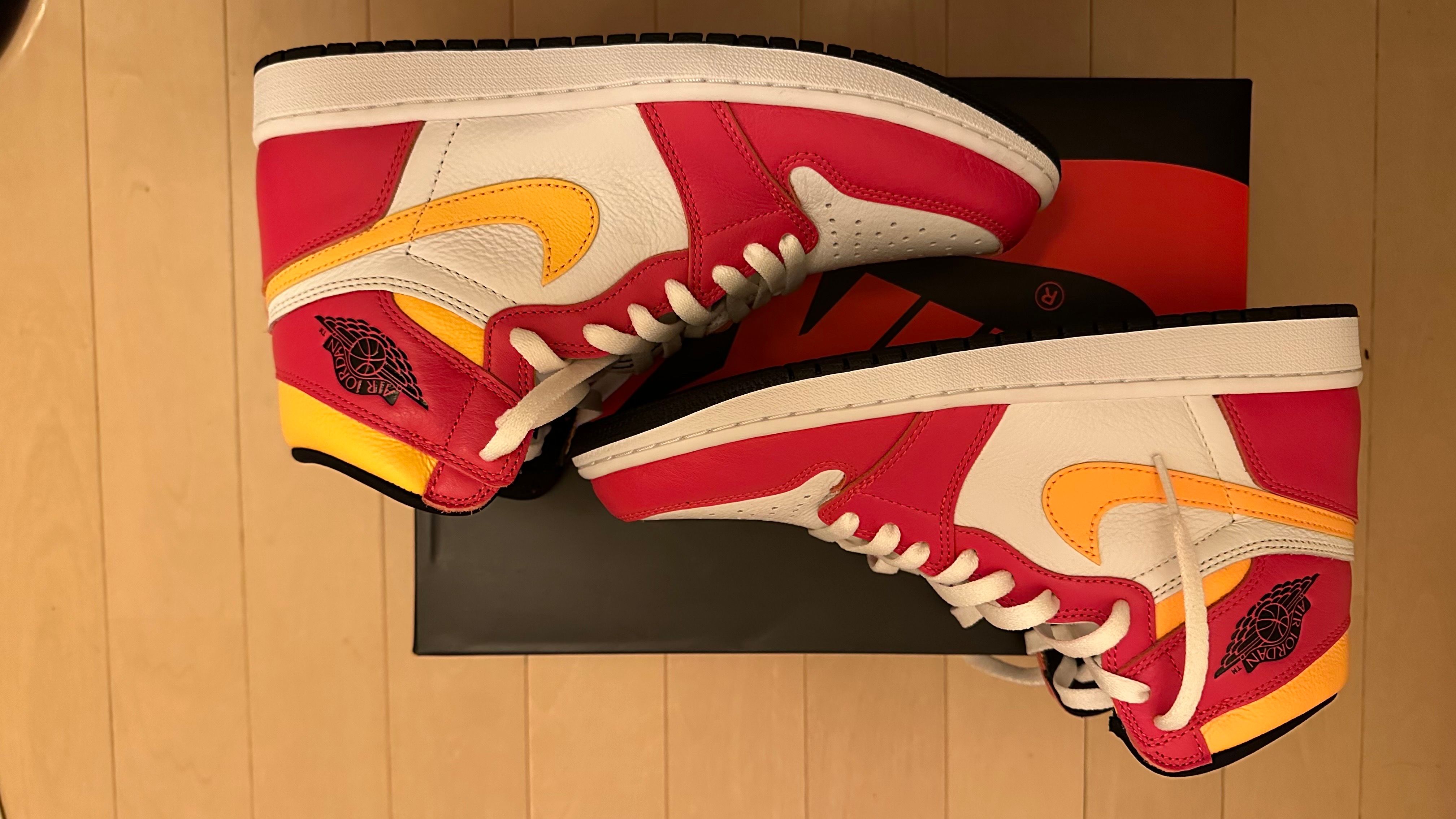 Nike Air Jordan 1 High OG "Light Fusion Red"
