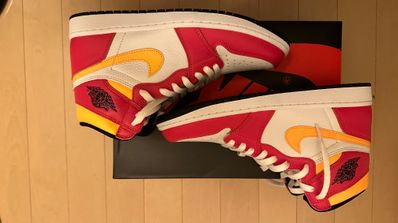 Nike Air Jordan 1 High OG "Light Fusion Red"
