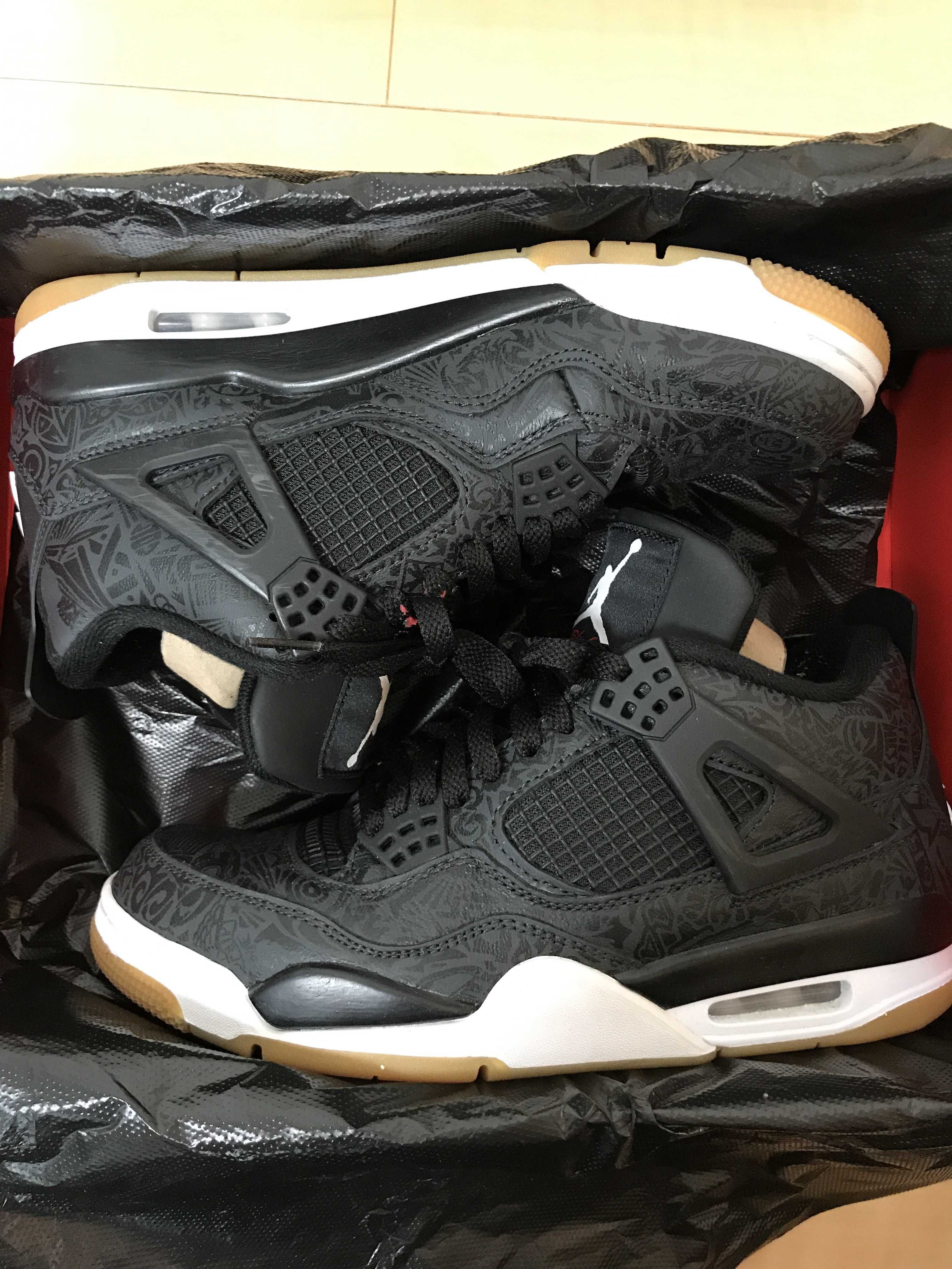 Nike Air Jordan 4 Retro "Laser Black/Gum"