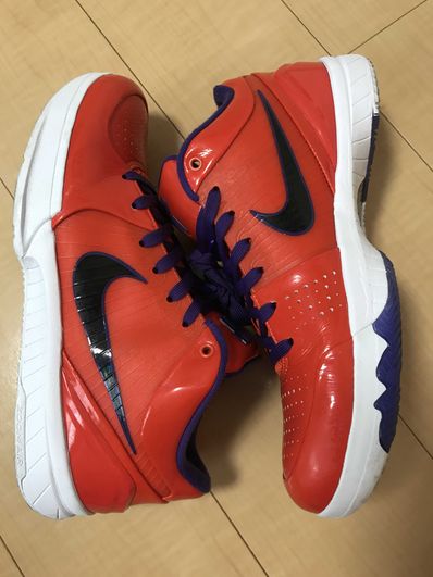 UNDEFEATED × Nike Kobe 4 Protro "Team Orange"