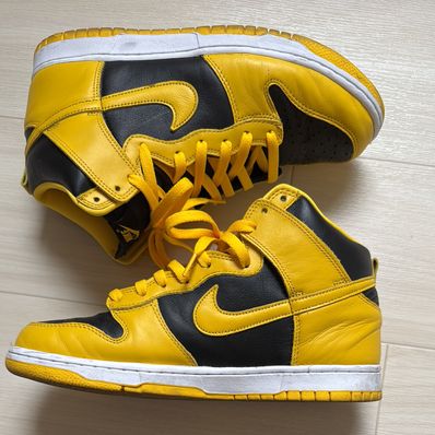 Nike Dunk High "Black/Varsity Maize"