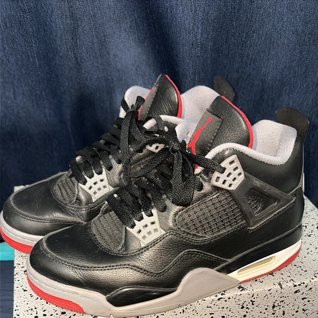 Nike Air Jordan 4 Retro "Bred Reimagined"