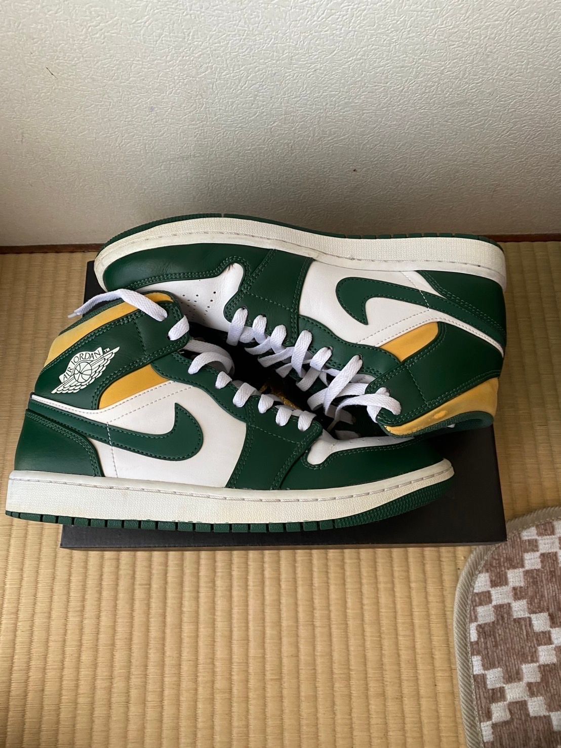Nike Air Jordan 1 Mid "Seattle Supersonics" 