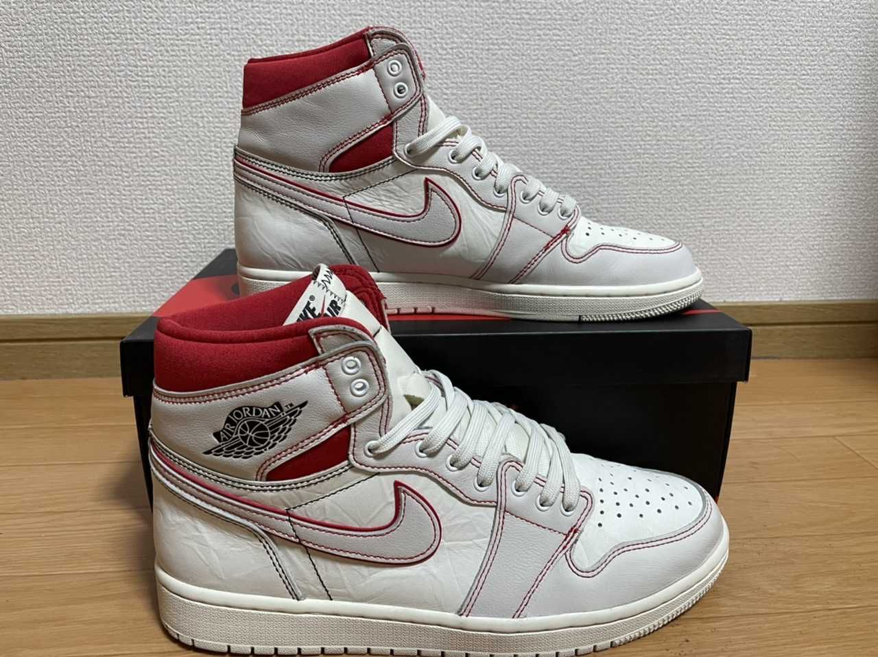 Nike Air Jordan 1 Retro High OG "Sail/University Red"