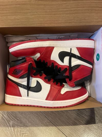 Nike Air Jordan 1 High OG "Lost & Found/Chicago"