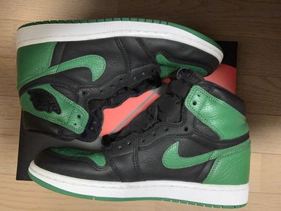 Nike Air Jordan 1 Retro High OG "Black/Pine Green" (2020)