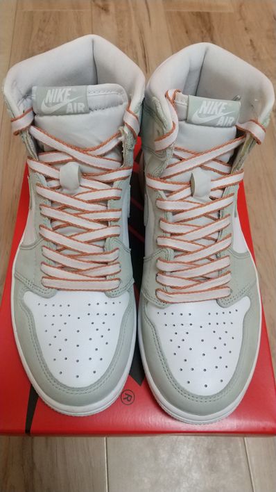 Nike Women's Air Jordan 1 High OG "Seafoam"