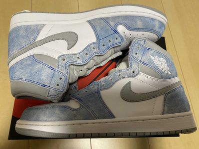 Nike Air Jordan 1 High OG "Hyper Royal"