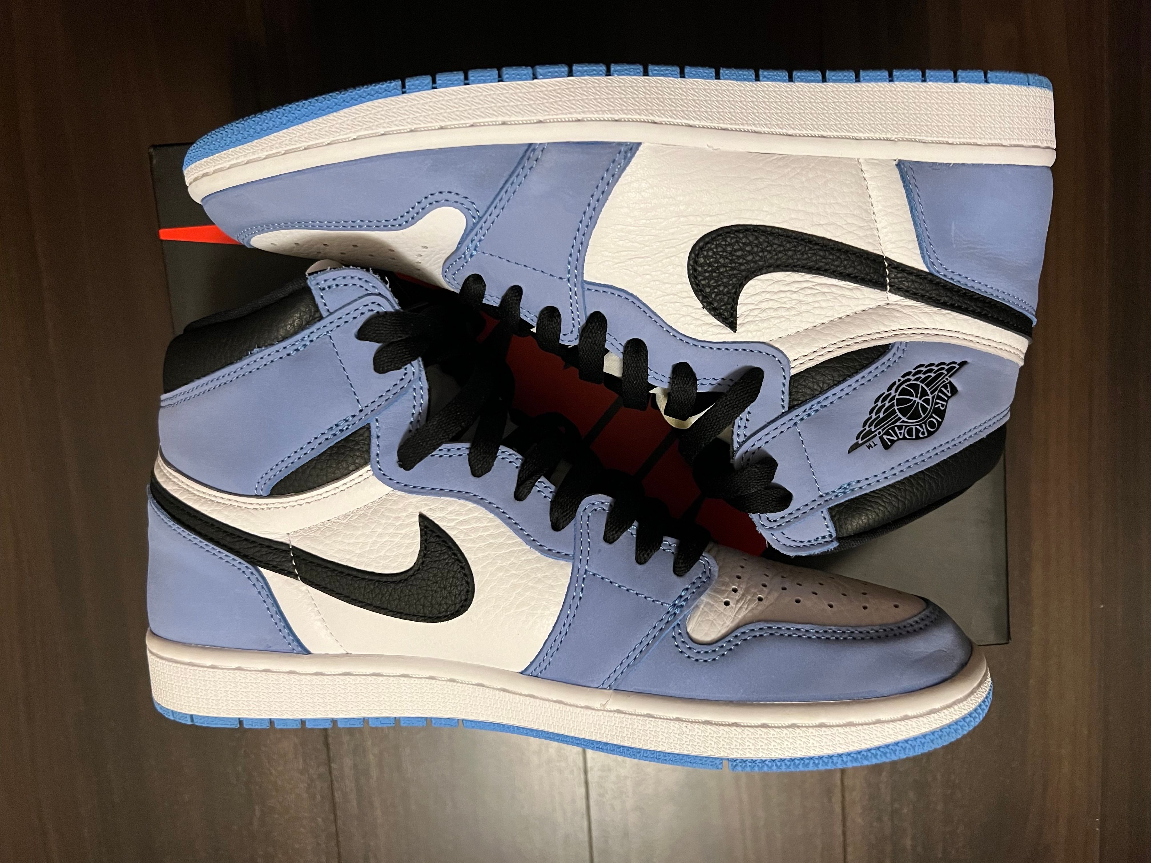 Nike Air Jordan 1 High OG "University Blue"