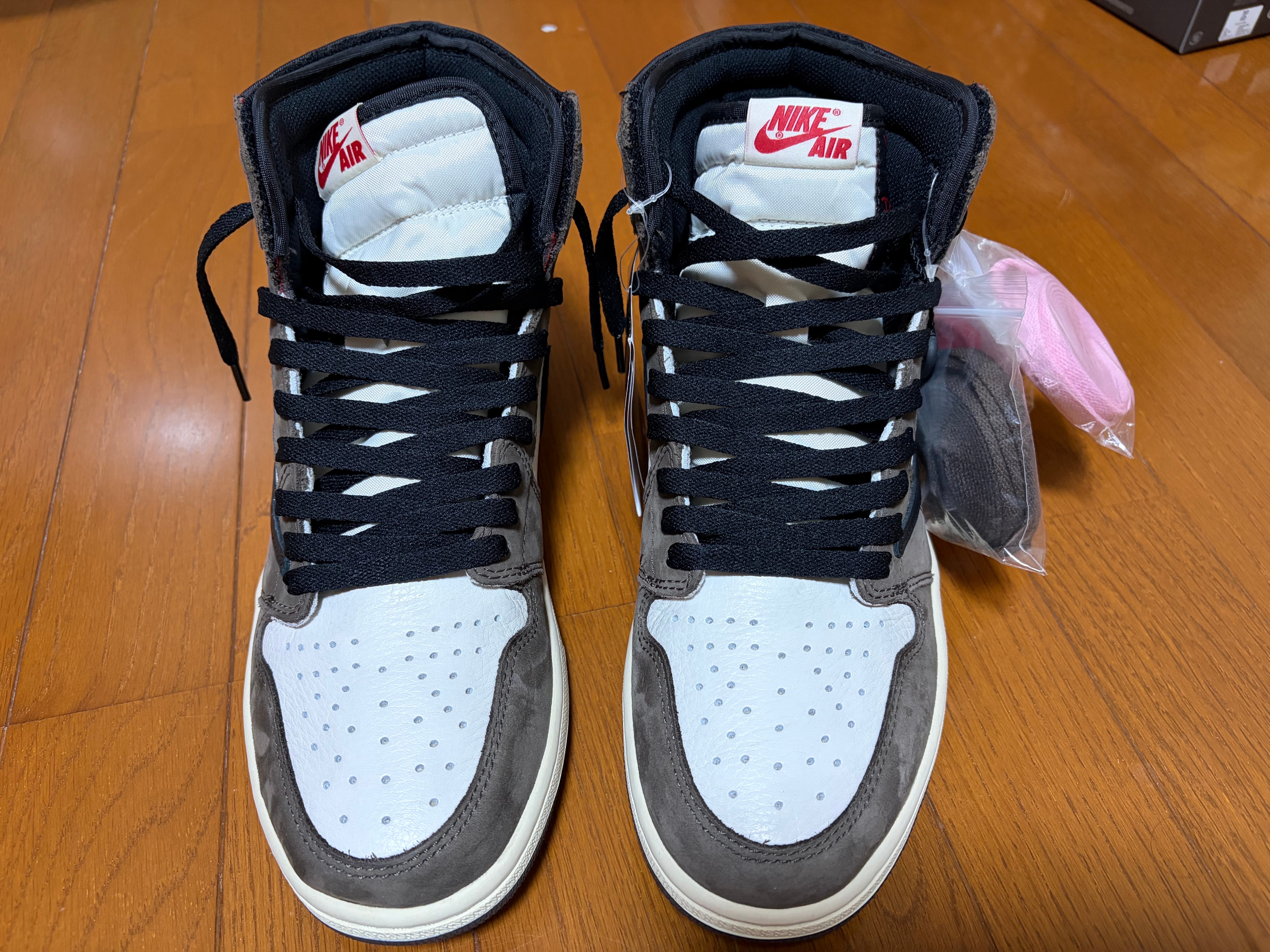 Travis Scott × Nike Air Jordan 1 Retro High OG TS SP "Sail/Dark Mocha"