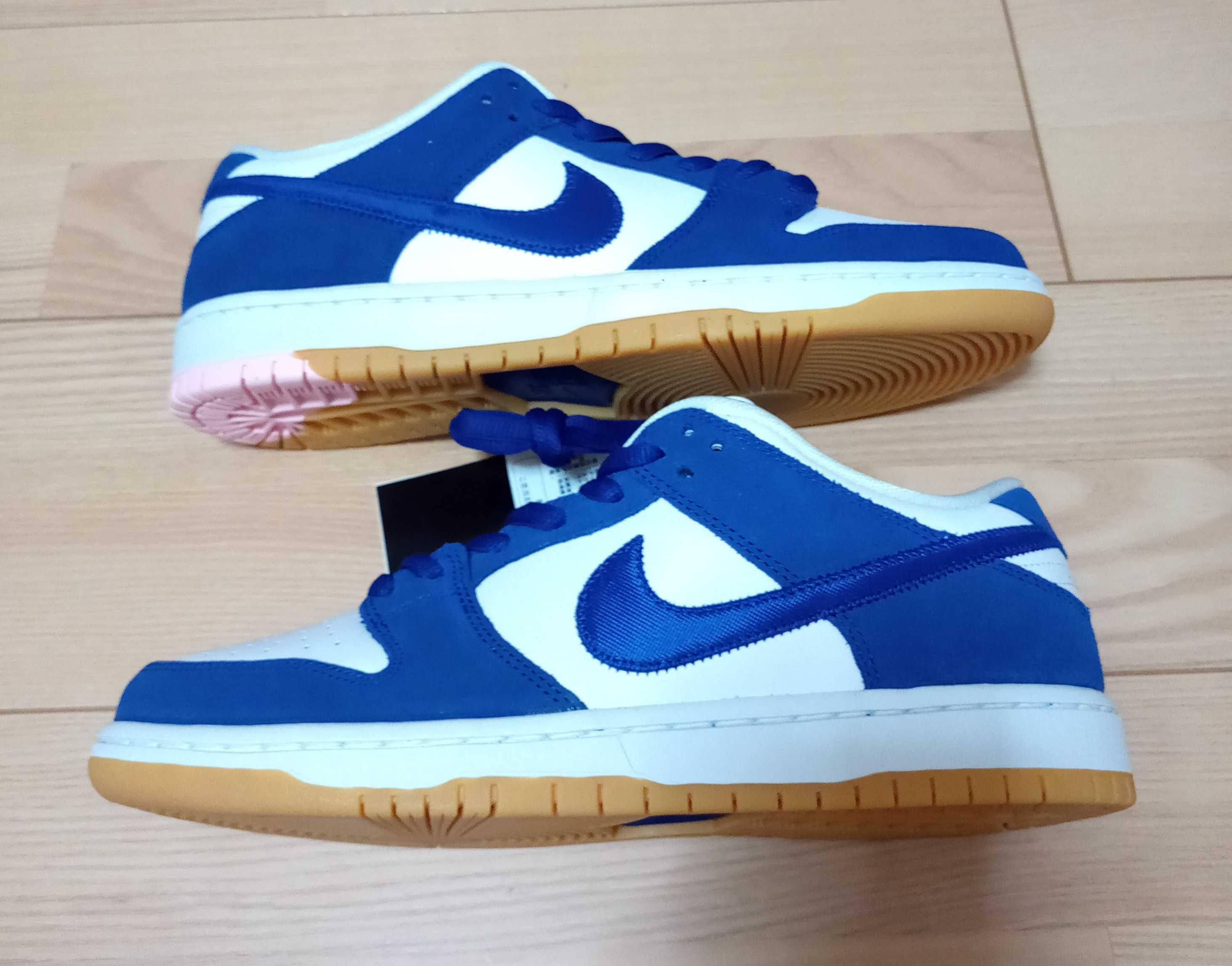 Nike SB Dunk Low "Los Angeles Dodgers/Deep Royal Blue"