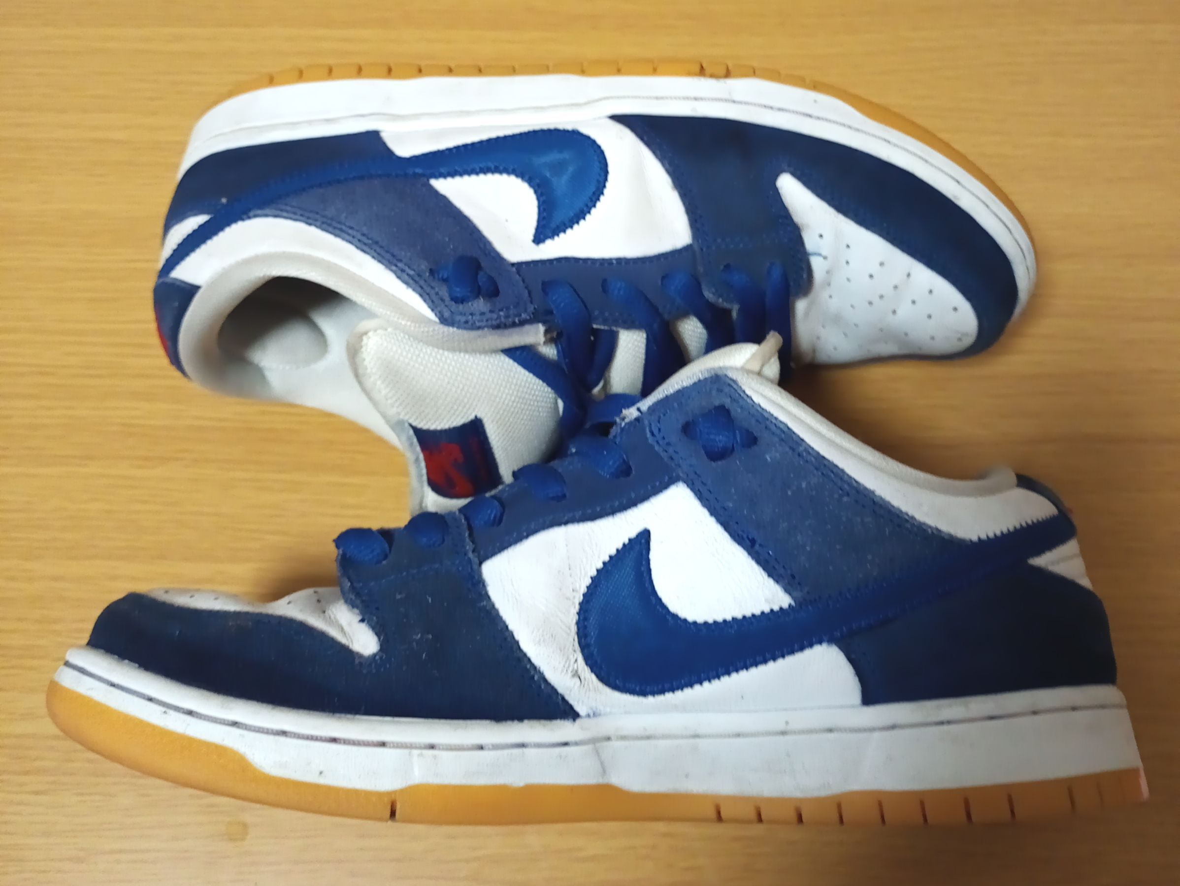 Nike SB Dunk Low "Los Angeles Dodgers/Deep Royal Blue"