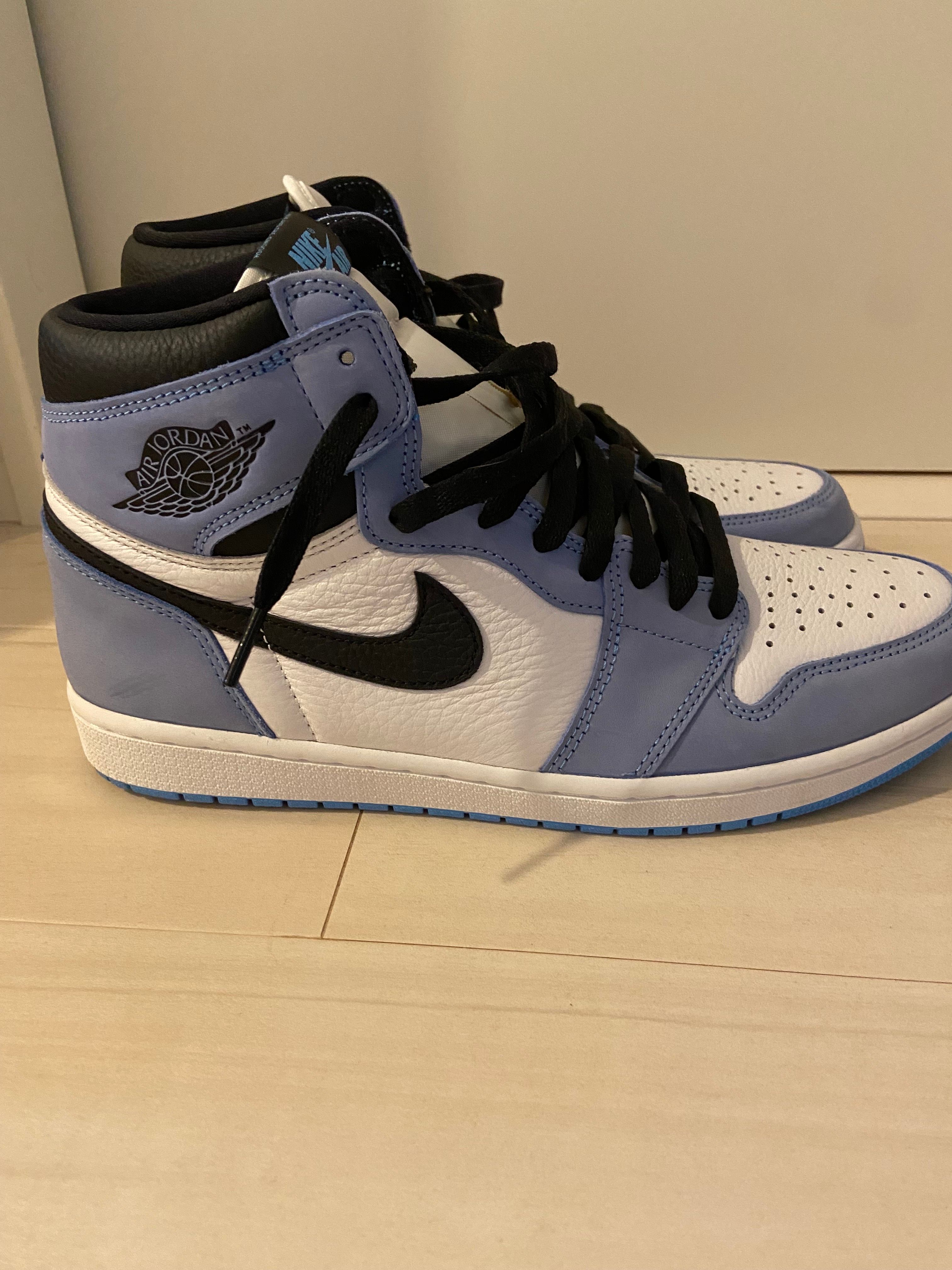 Nike Air Jordan 1 High OG "University Blue"