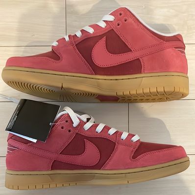 Nike SB Dunk Low "Adobe"