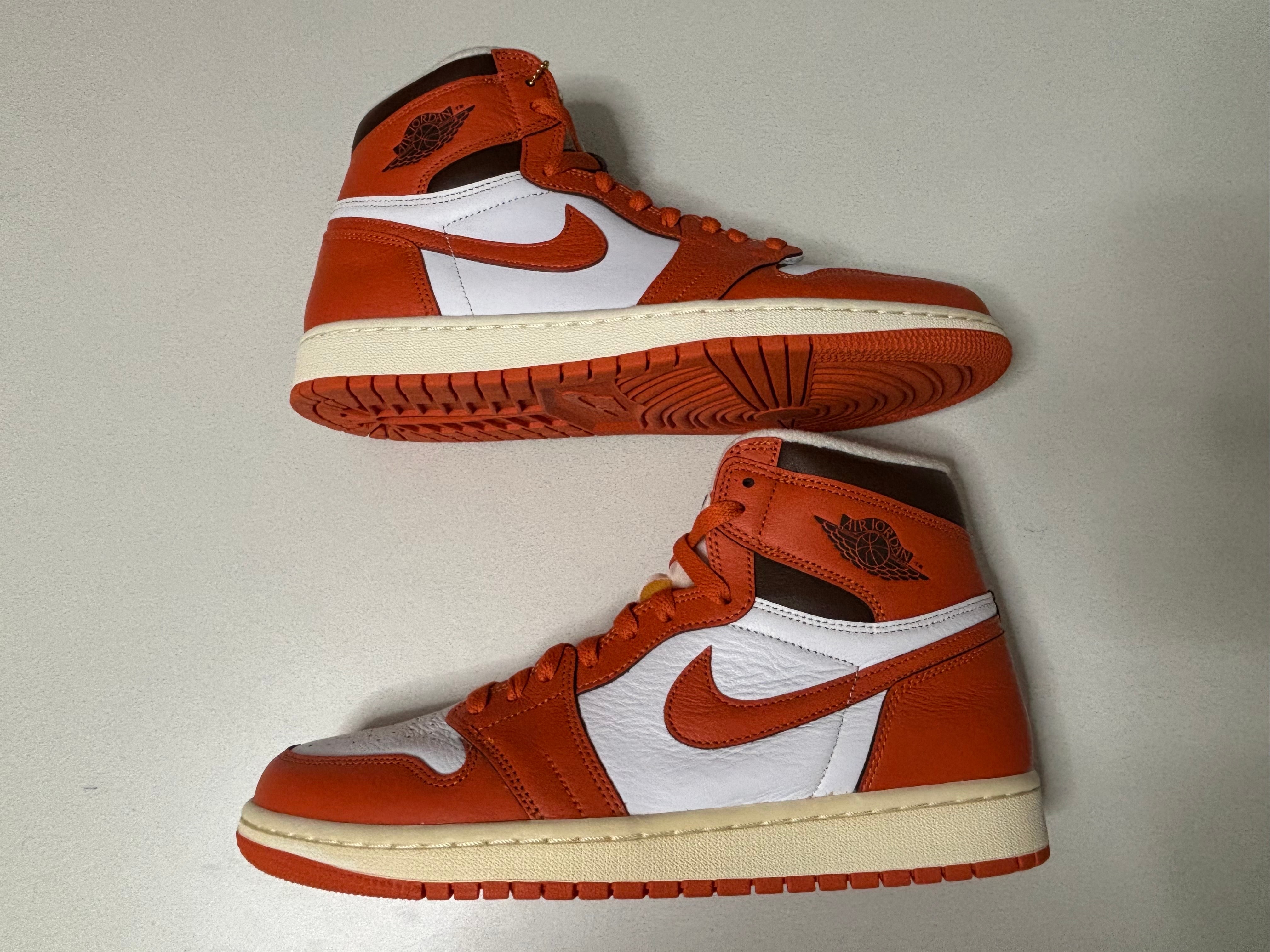 Nike Women's Air Jordan 1 High OG "Starfish"