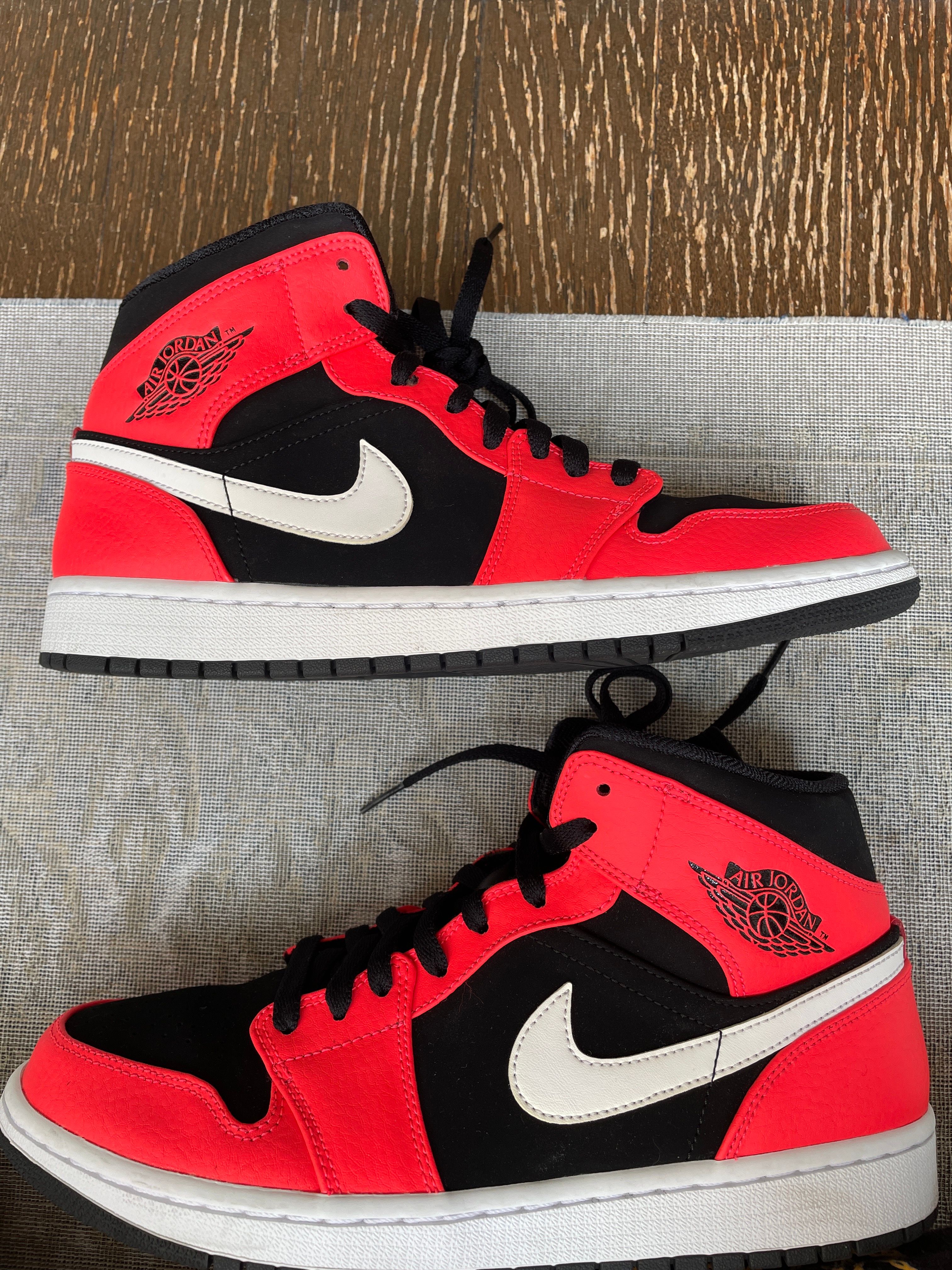 Nike Air Jordan 1 Mid "Infrared 23"