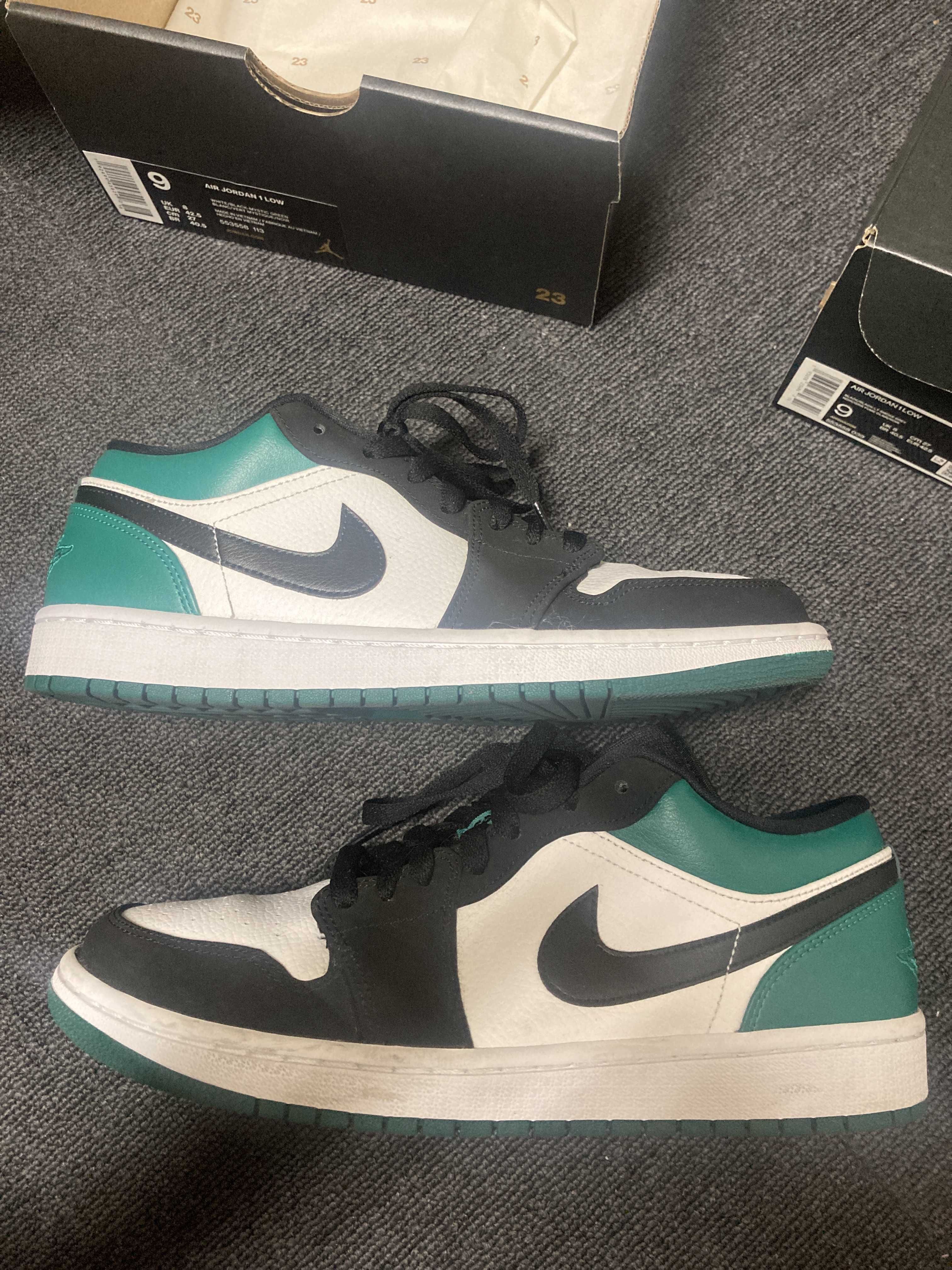 Nike Air Jordan 1 Low "White Black Mystic Green"