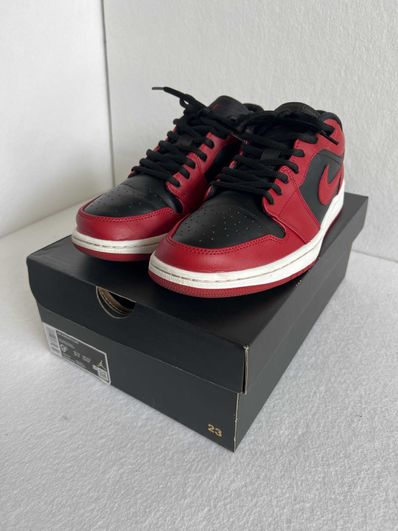 Nike Air Jordan 1 Low "Varsity Red"
