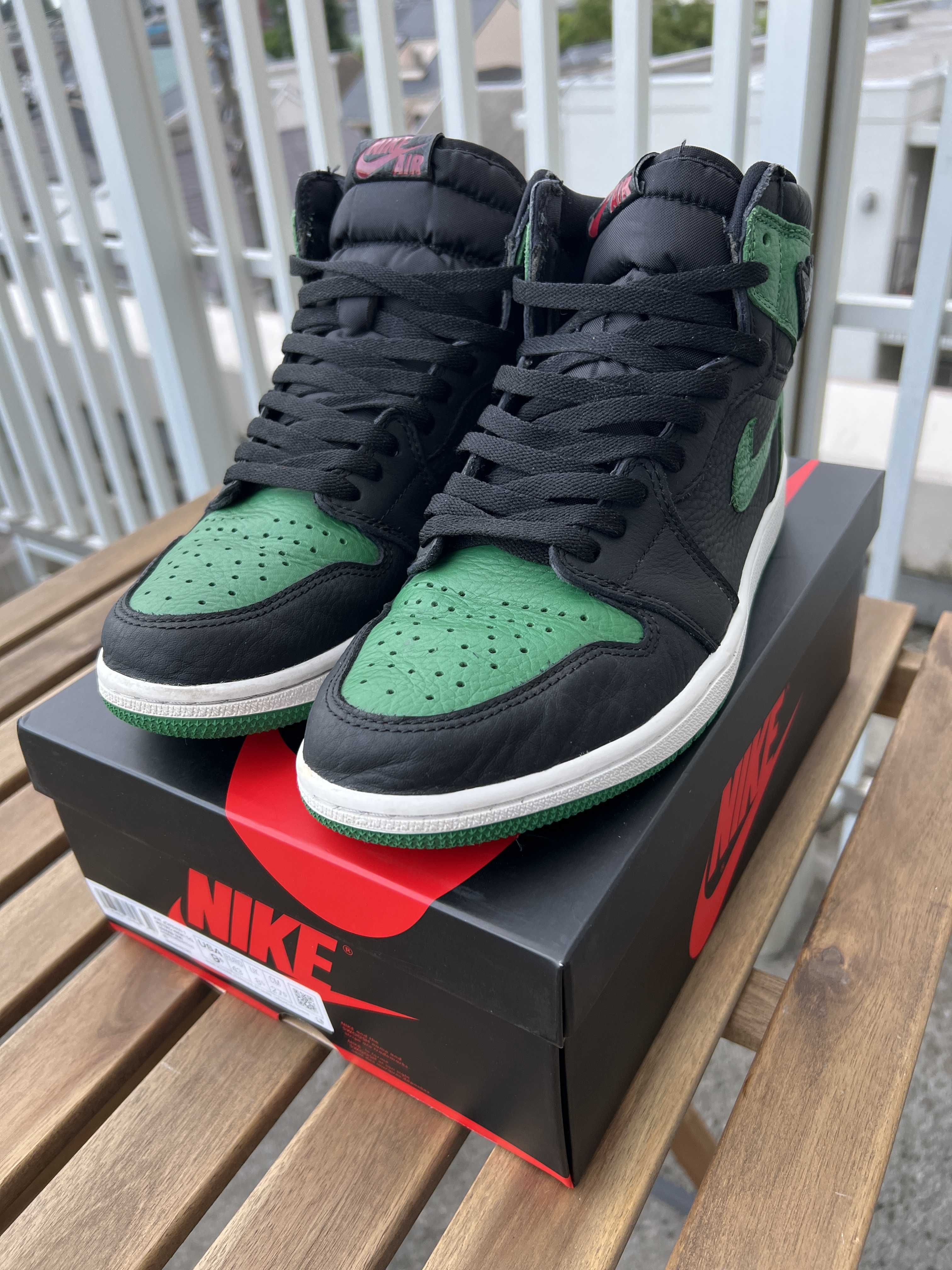Nike Air Jordan 1 Retro High OG "Black/Pine Green" (2020)      