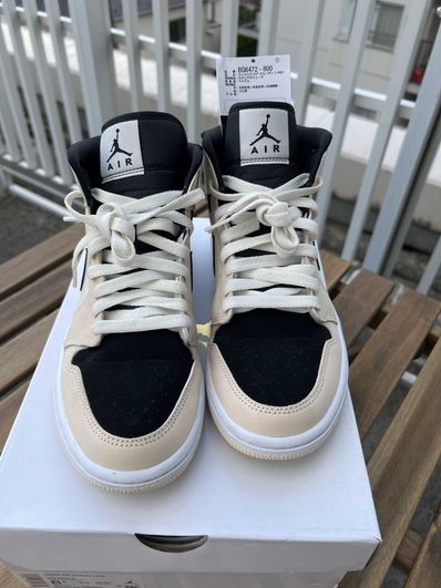 NIKE Women's AIR JORDAN 1 MID "GUAVA ICE"