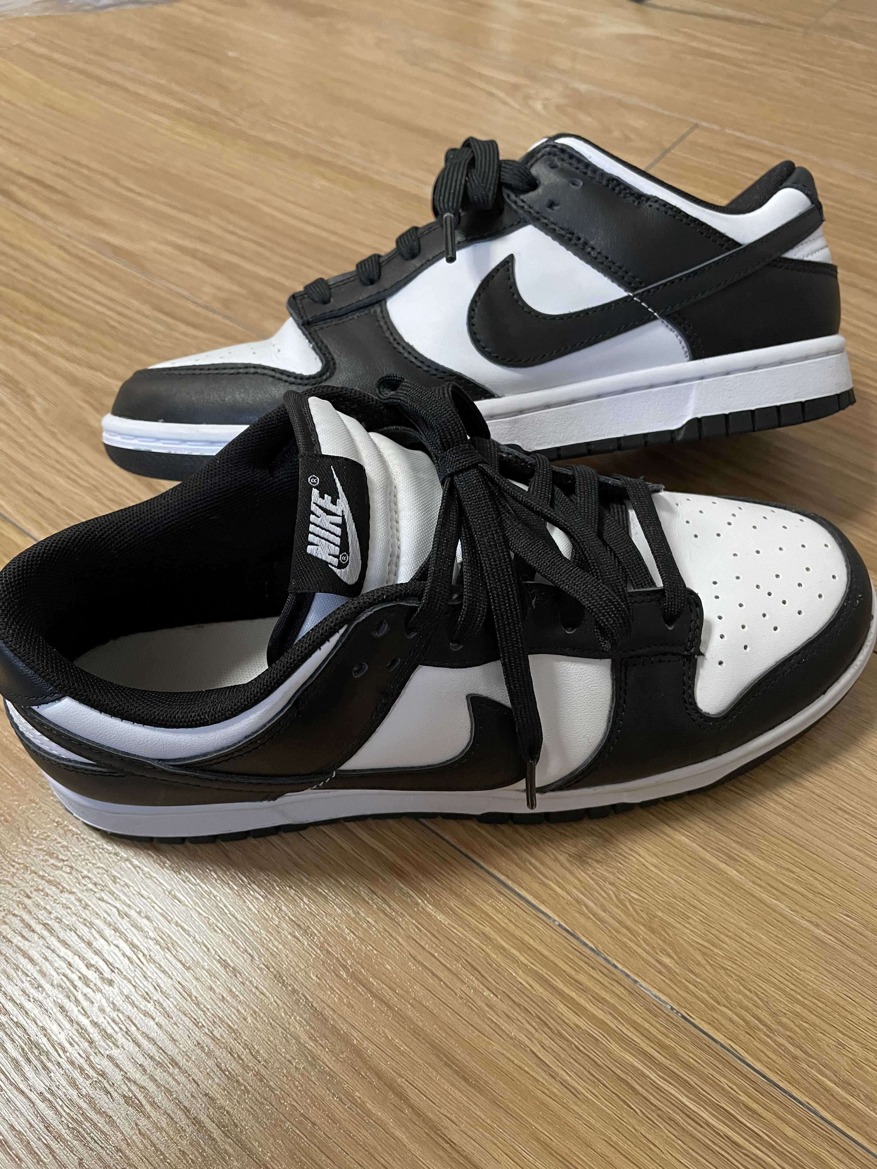 Nike Dunk Low Retro "Panda/White/Black"
