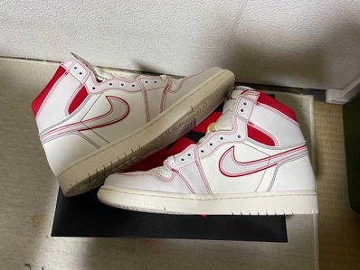 Nike Air Jordan 1 Retro High OG "Sail/University Red"