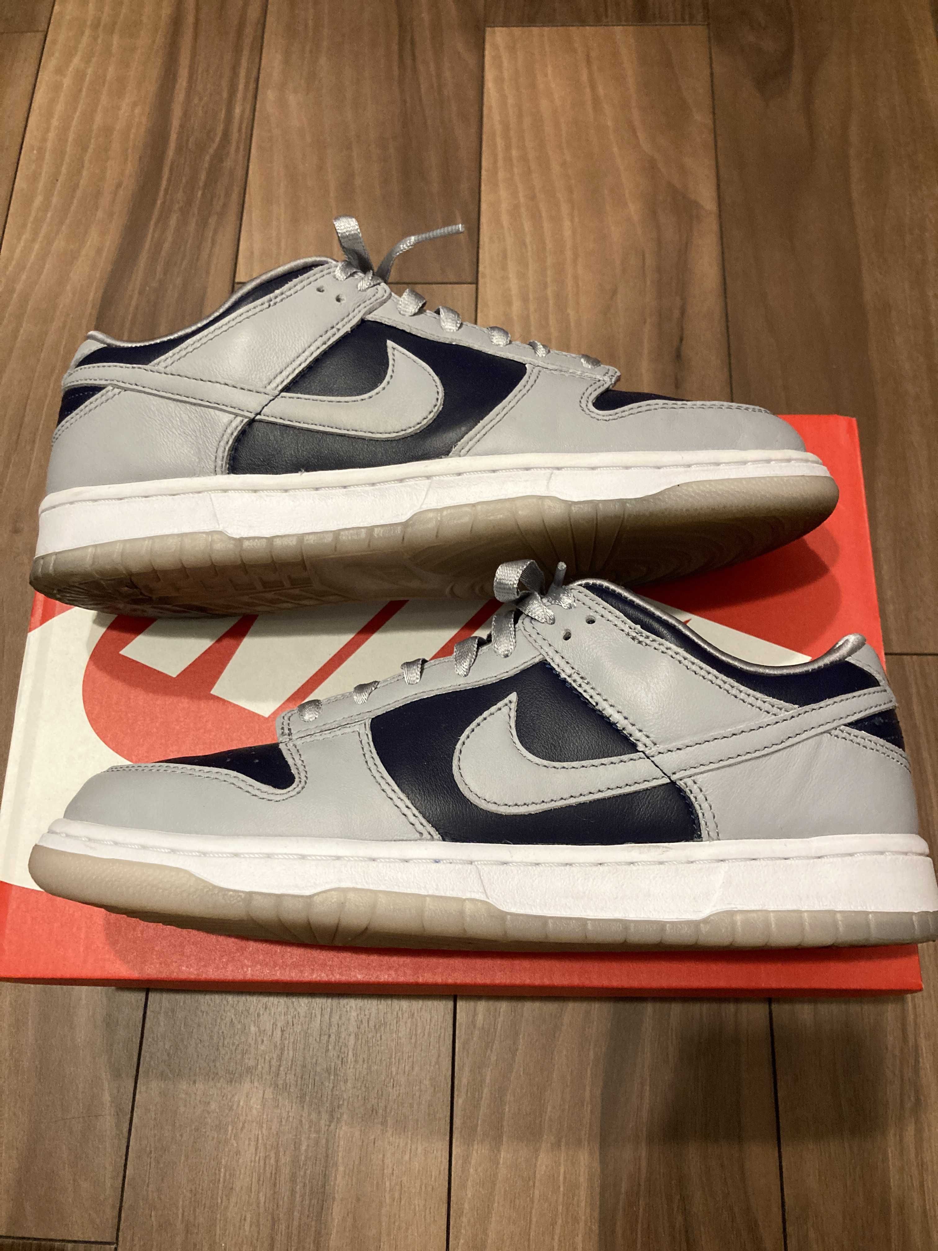 NIKE Women's DUNK LOW "COLLEGE NAVY"