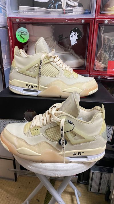 Off-White × Nike WMNS Air Jordan 4 SP