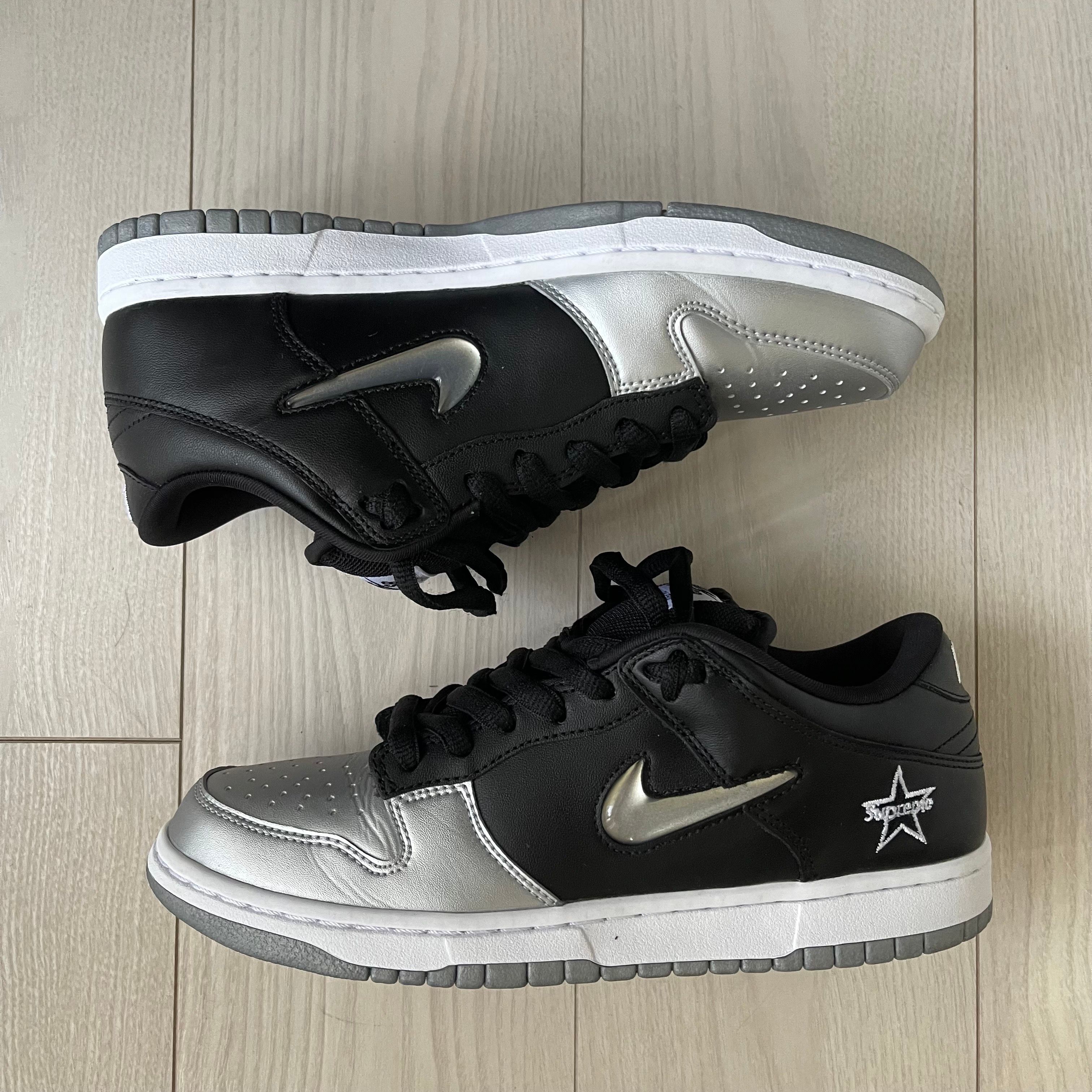 Supreme × Nike Dunk Low "Metallic Silver/Black"