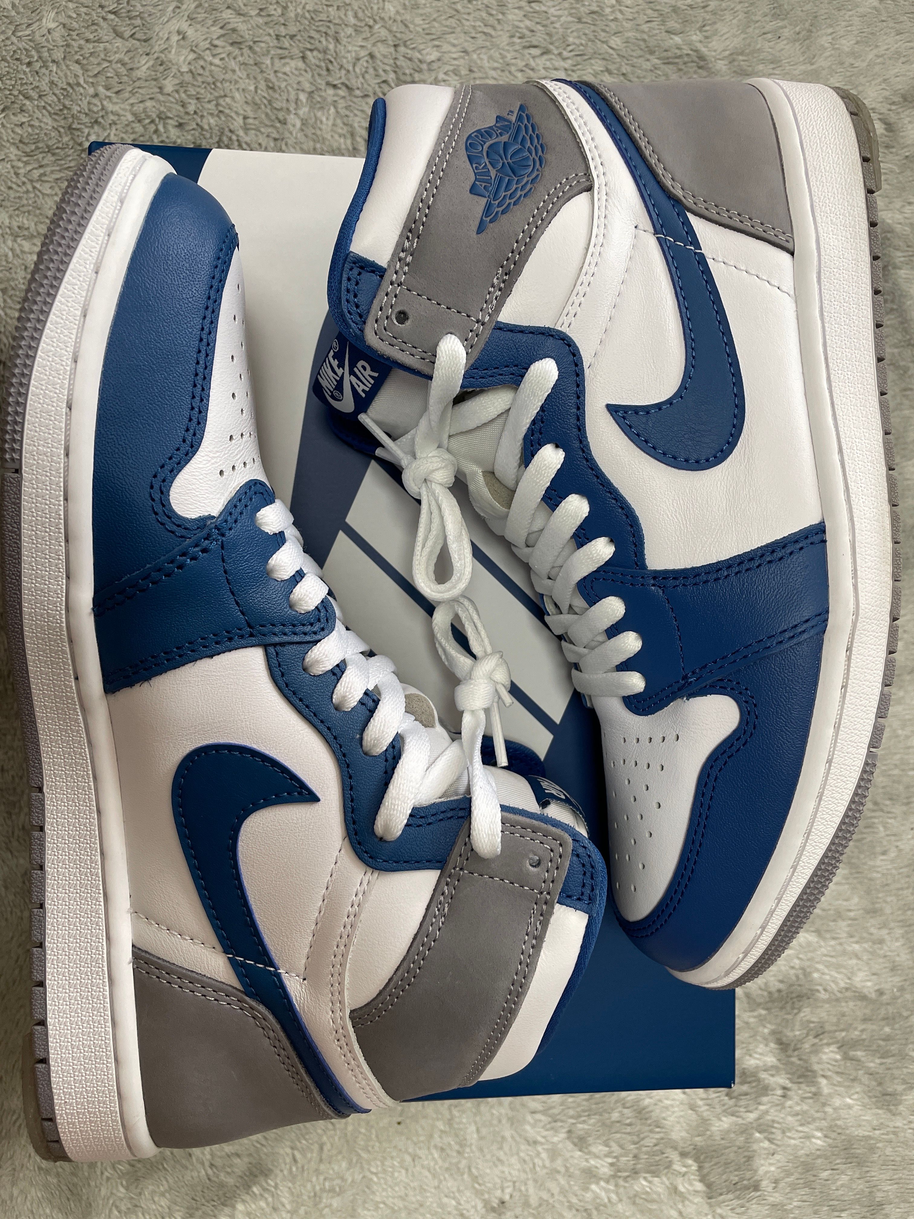 Nike Air Jordan 1 High OG "True Blue"