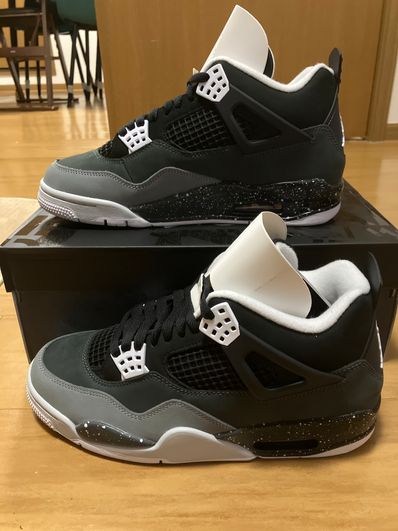 Nike Air Jordan 4 Retro "Fear"