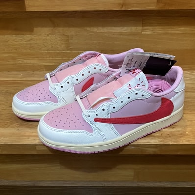 Travis Scott × Nike Air Jordan 1 Retro Low OG "Sail/Tropical Pink"