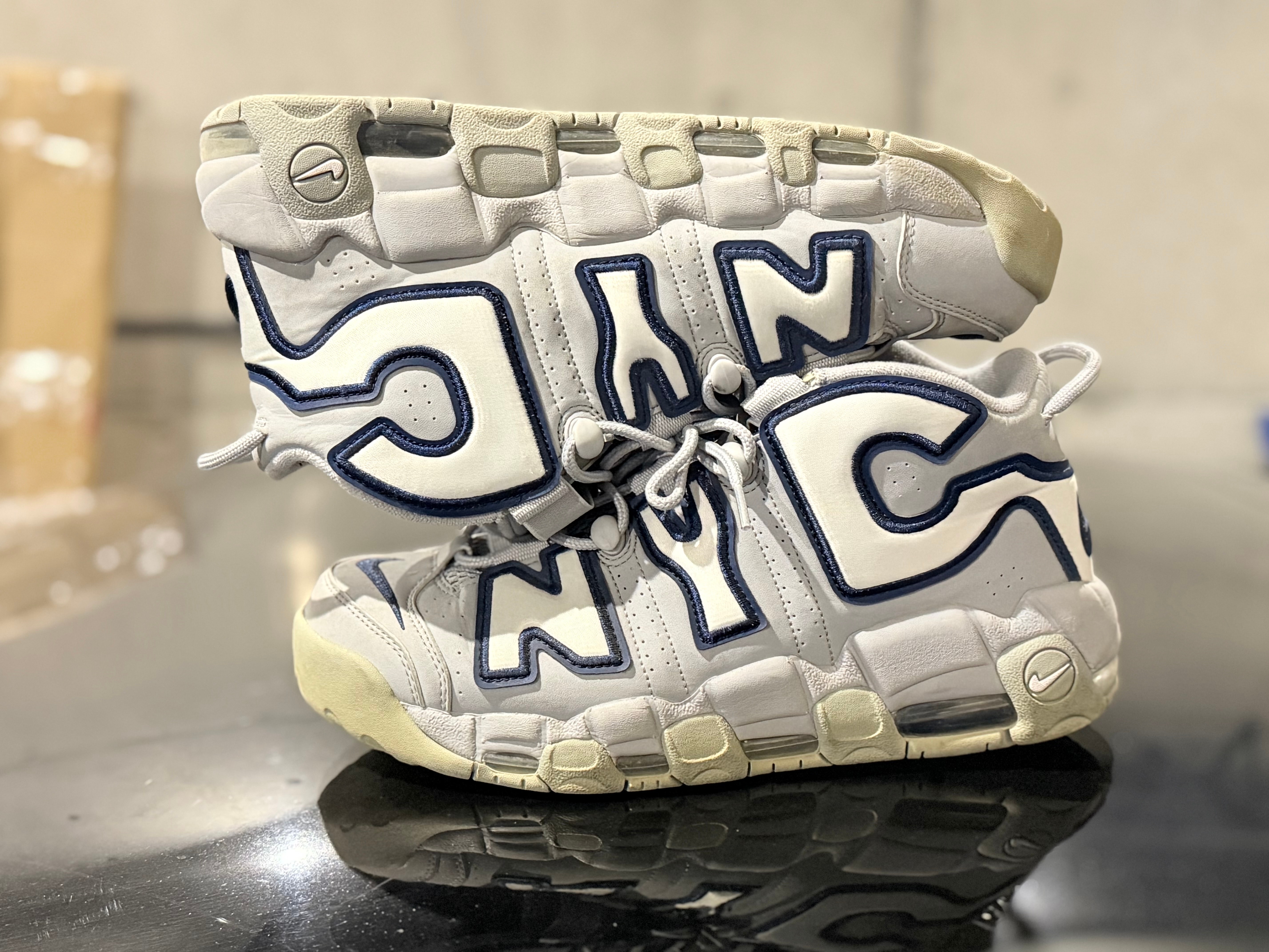 NIKE AIR MORE UPTEMPO "NEW YORK"