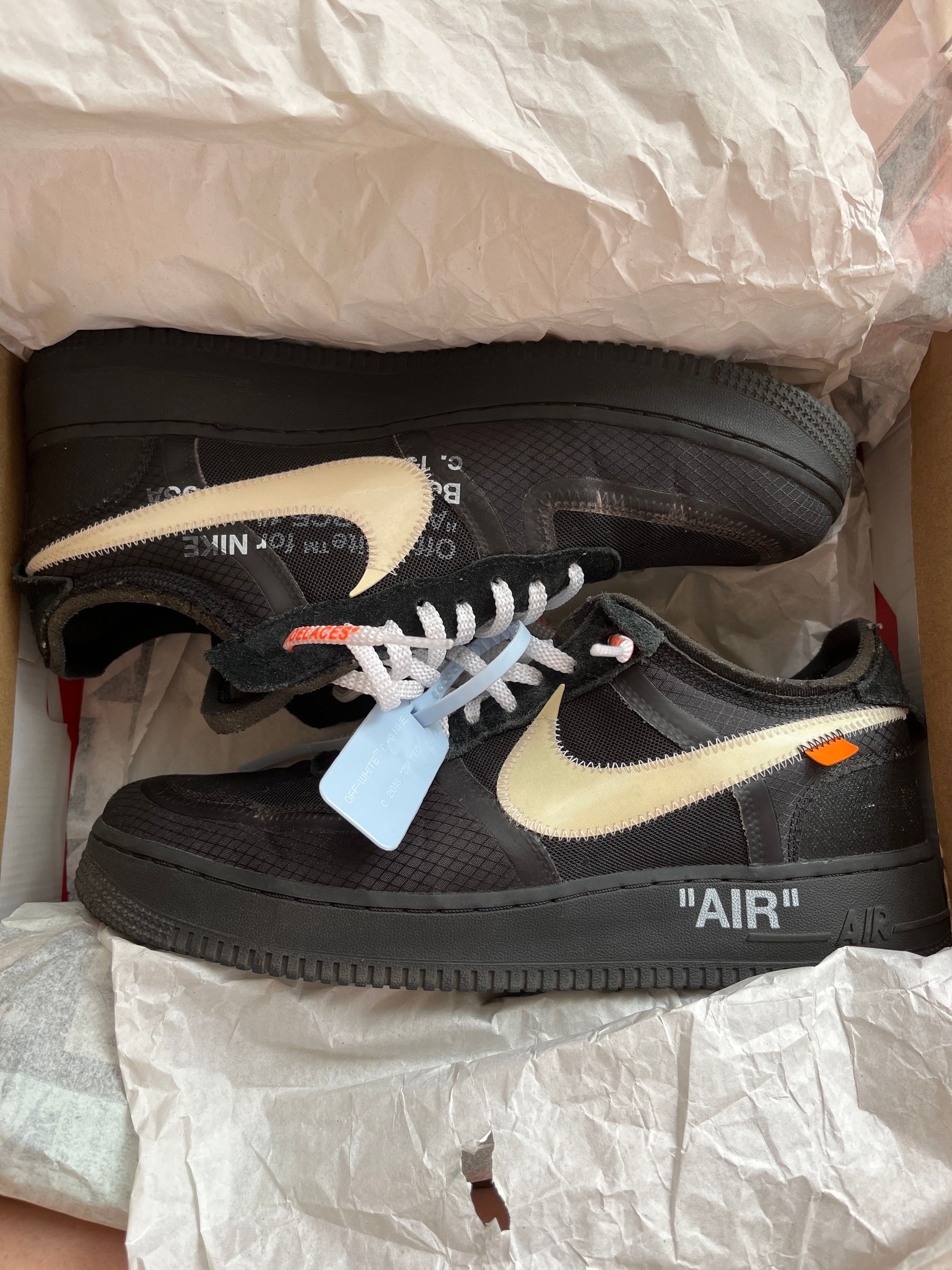 Off-White × Nike Air Force 1 Low "Black"