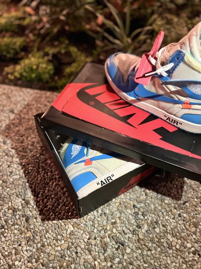 Off-White × Nike Air Jordan 1 High UNC "White/Dark Powder Blue"