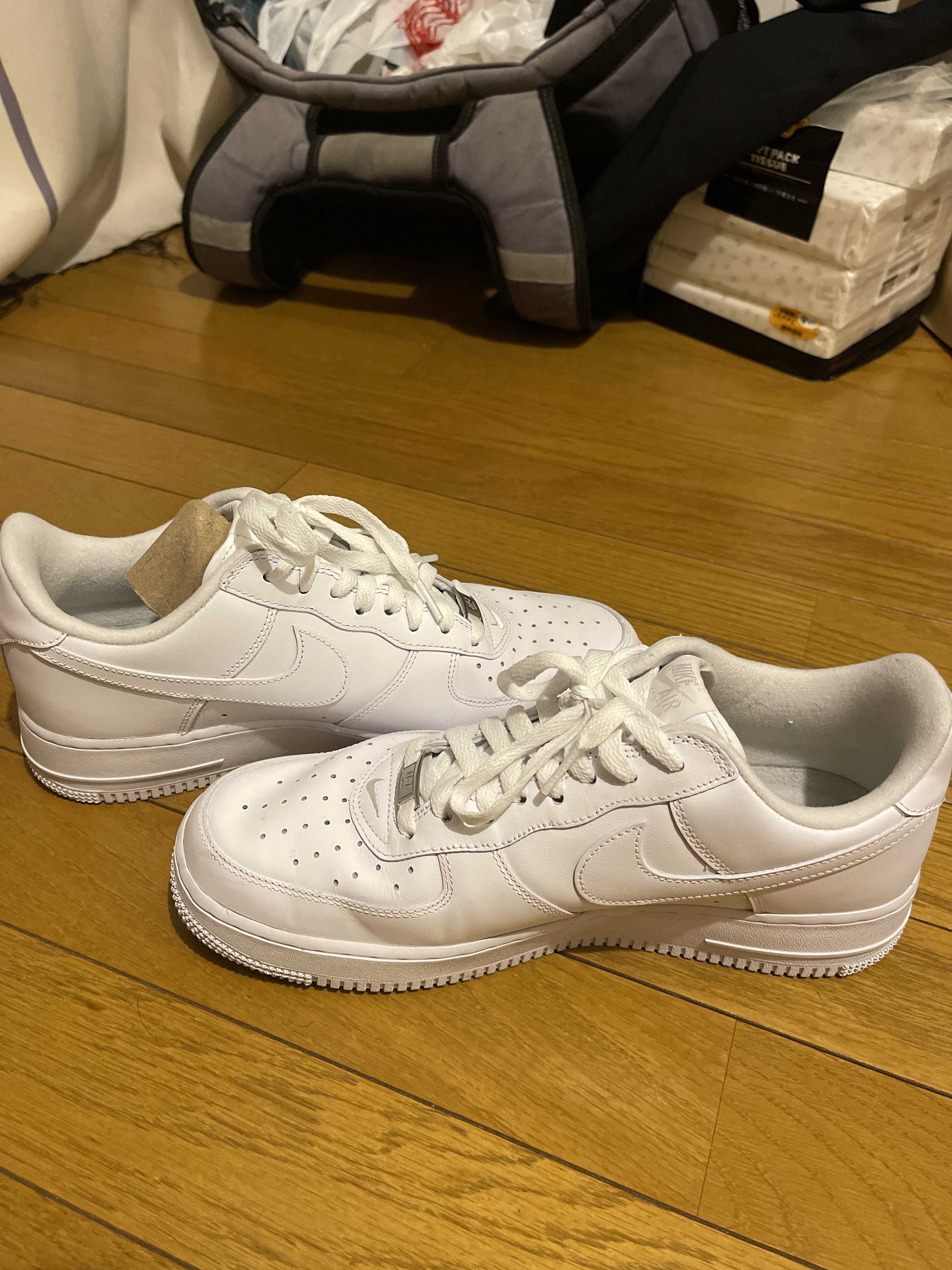 Supreme × Nike Air Force 1 Low "White"
