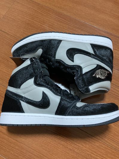 Nike Women's Air Jordan 1 Retro High OG "Medium Grey"