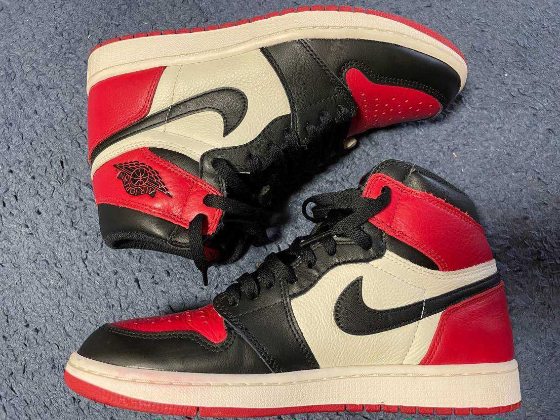 Nike Air Jordan 1 Retro High OG "Bred Toe"