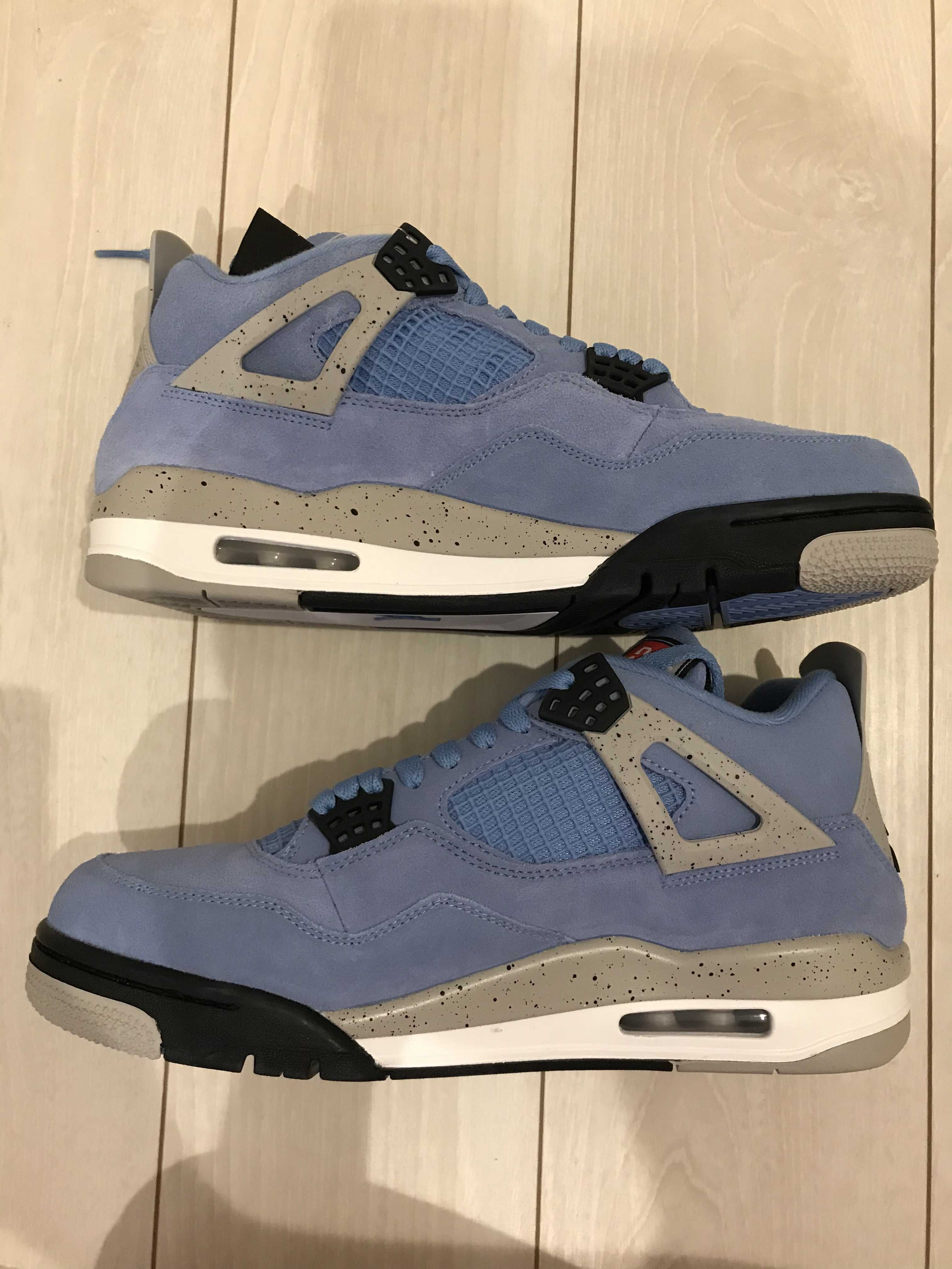 Nike Air Jordan 4 "University Blue"